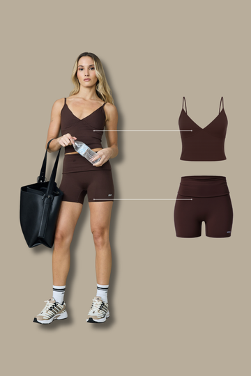Set Croptop tiritas ajustables Cafe + Biker short enfajado Cafe