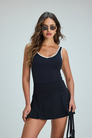 Tank top escotado copas_Negro Line