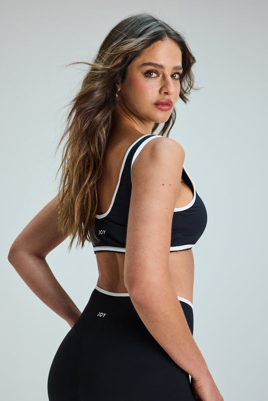 Sujetador deportivo escotado copas_Negro Line