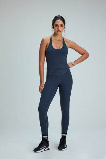 Legging pretina alta reforzada_Grafito